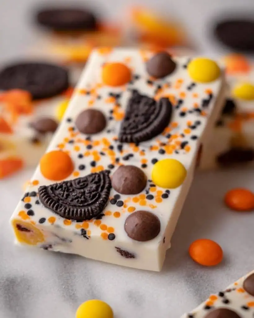 Spooky Halloween Oreo Bark Recipe